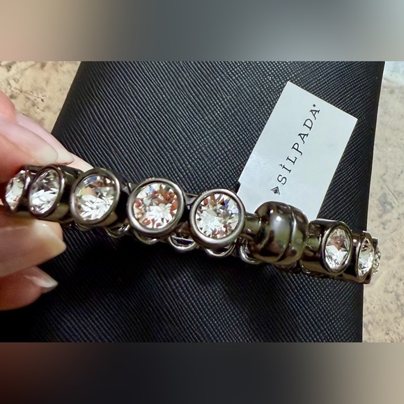Silpada K&R Hematite and Swarovski Crystal - GLAMOUR Bangle Bracelet KRB00988 - Picture 3 of 8
